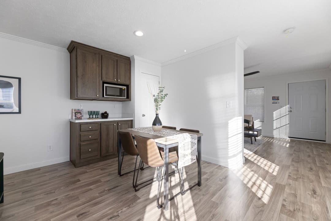 The sugar run duplex interior home features