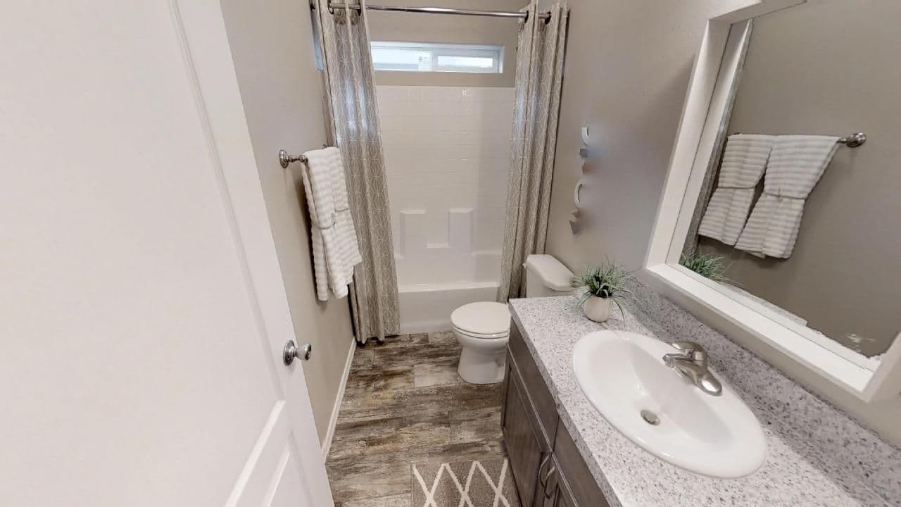 Rc4072a bathroom home features