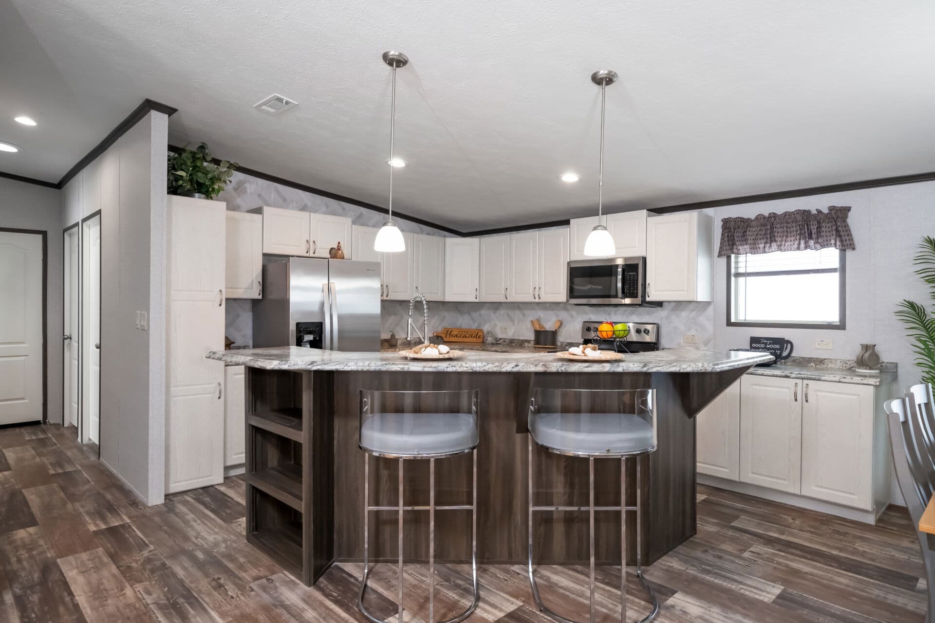 Doublewide 32×56-42a kitchen home features