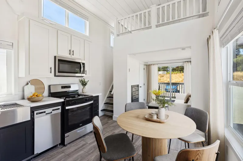 Athens park hero home features