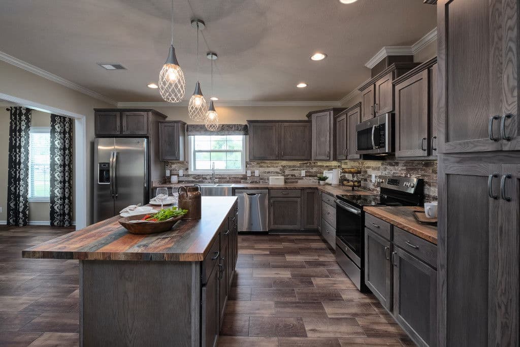 Andrew kitchen home features
