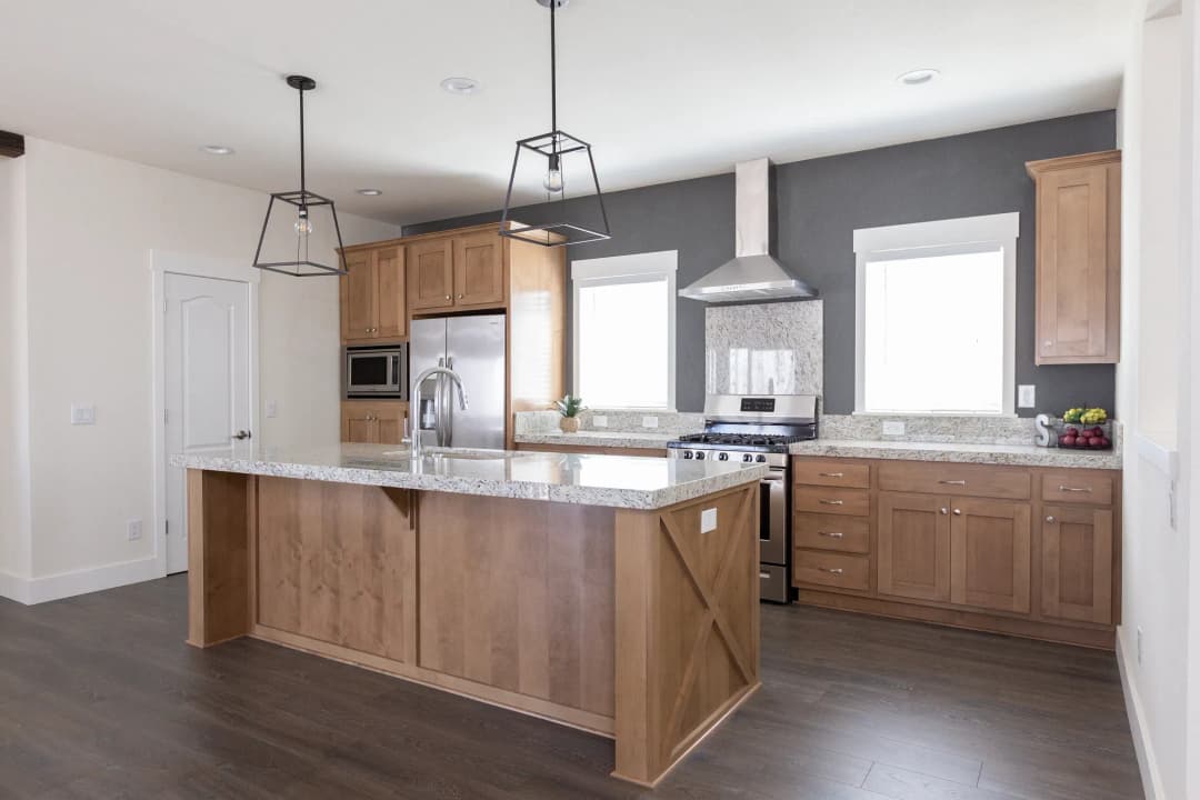 Coronado 2458a kitchen home features