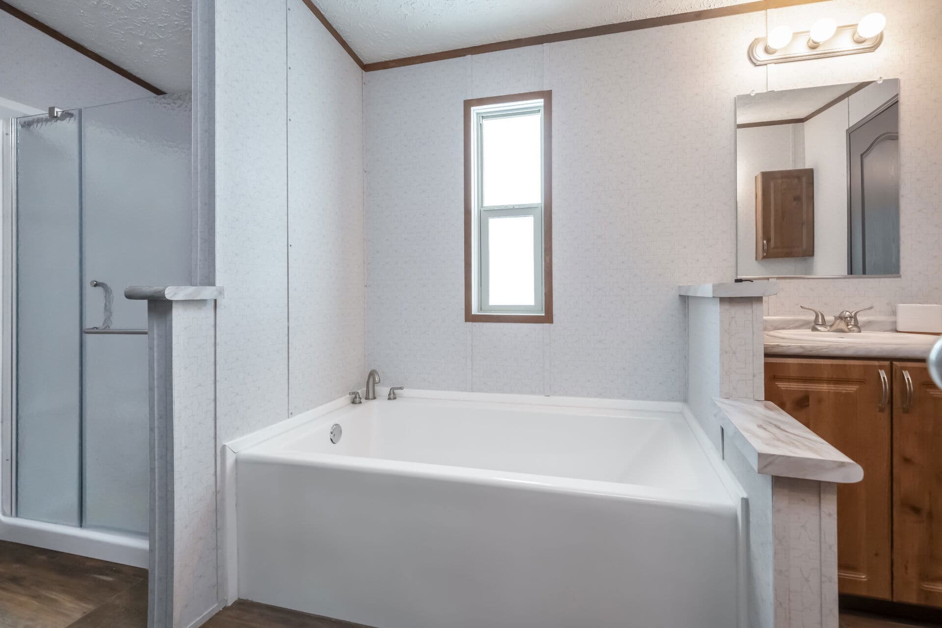 Doublewide s-24×68-42a bathroom home features