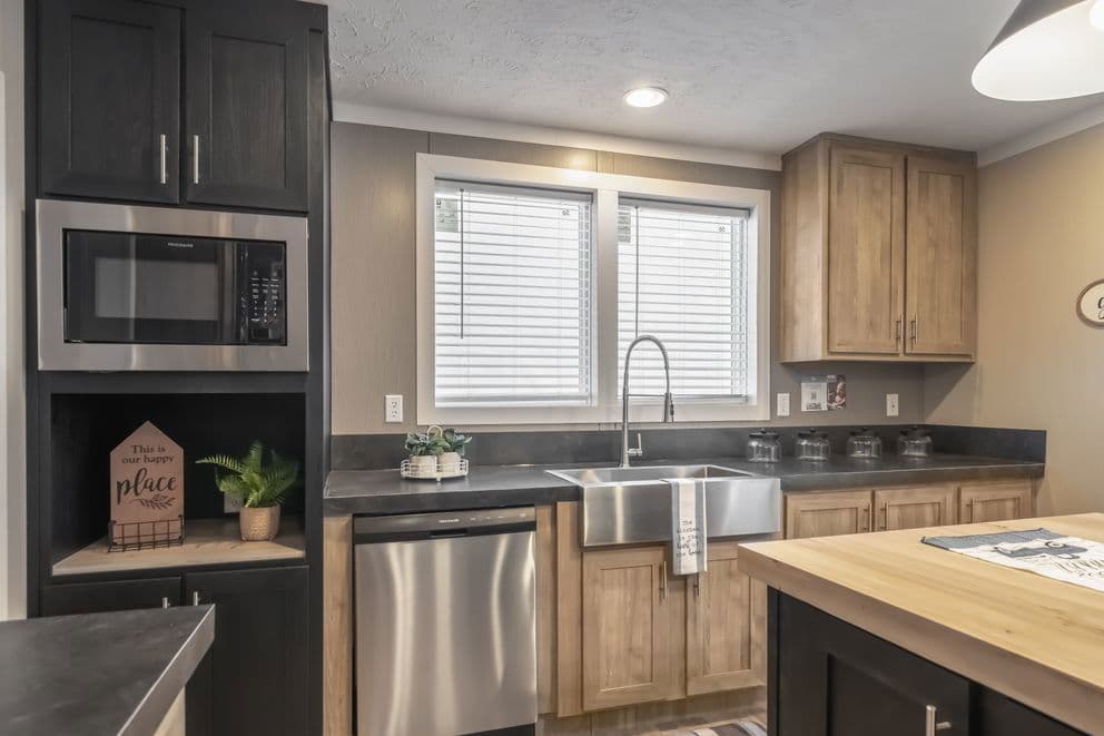 The fusion 48f kitchen home features