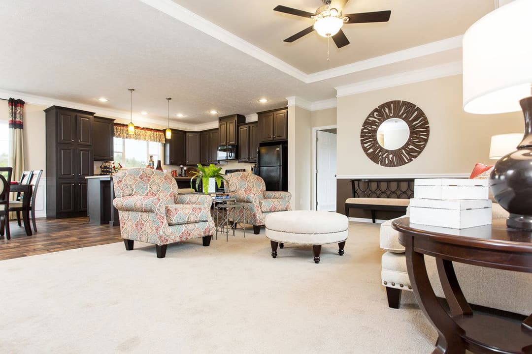 5521 sweet one interior home features