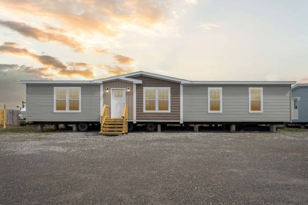 East point - pursuit elevation and exterior home features