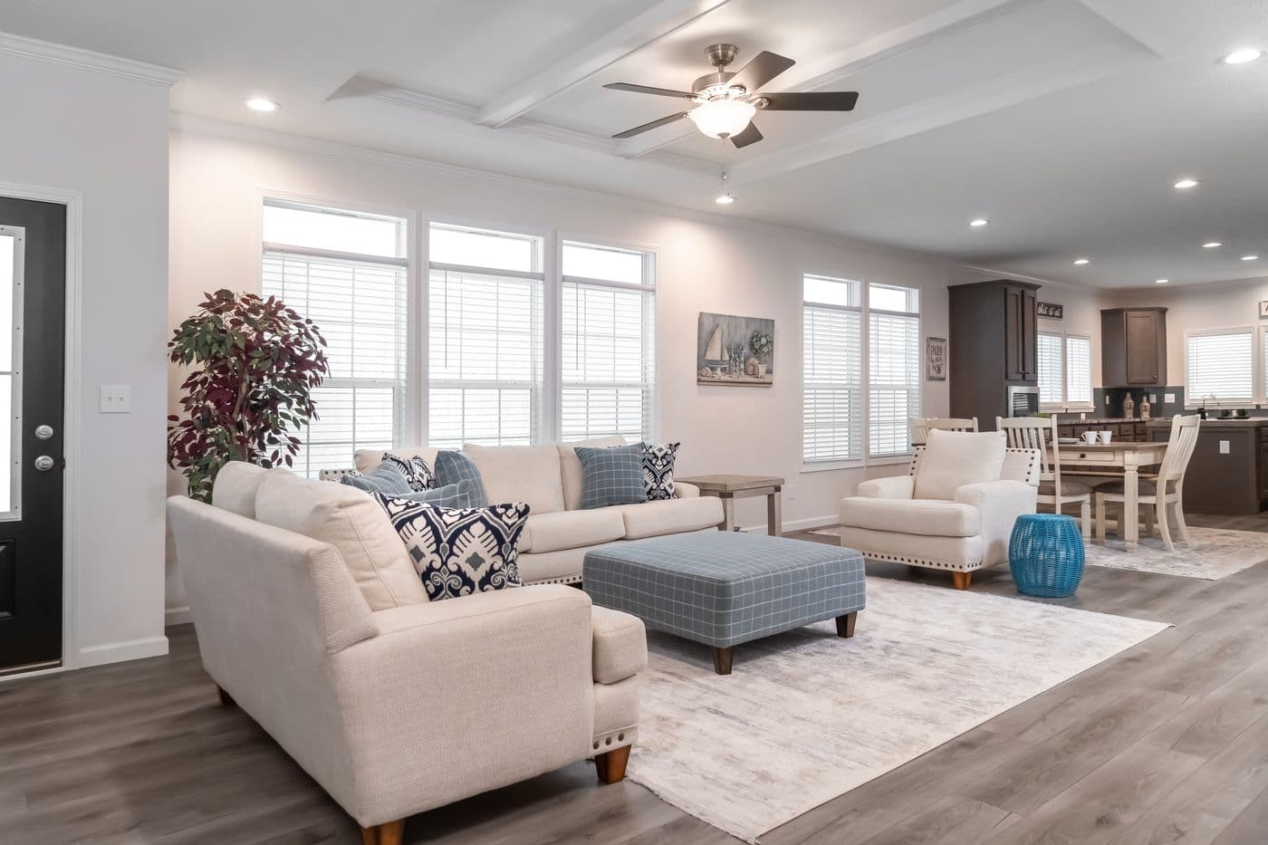 3458 mod 76x32 carolina raelyn interior home features