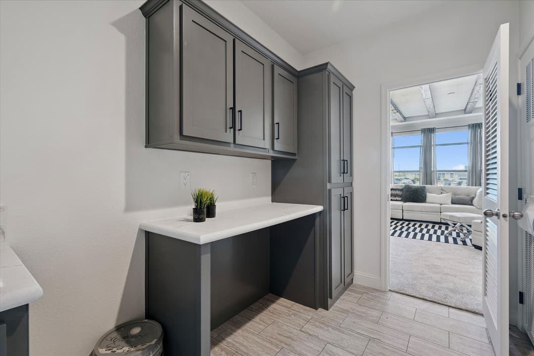 Magnolia  interior home features