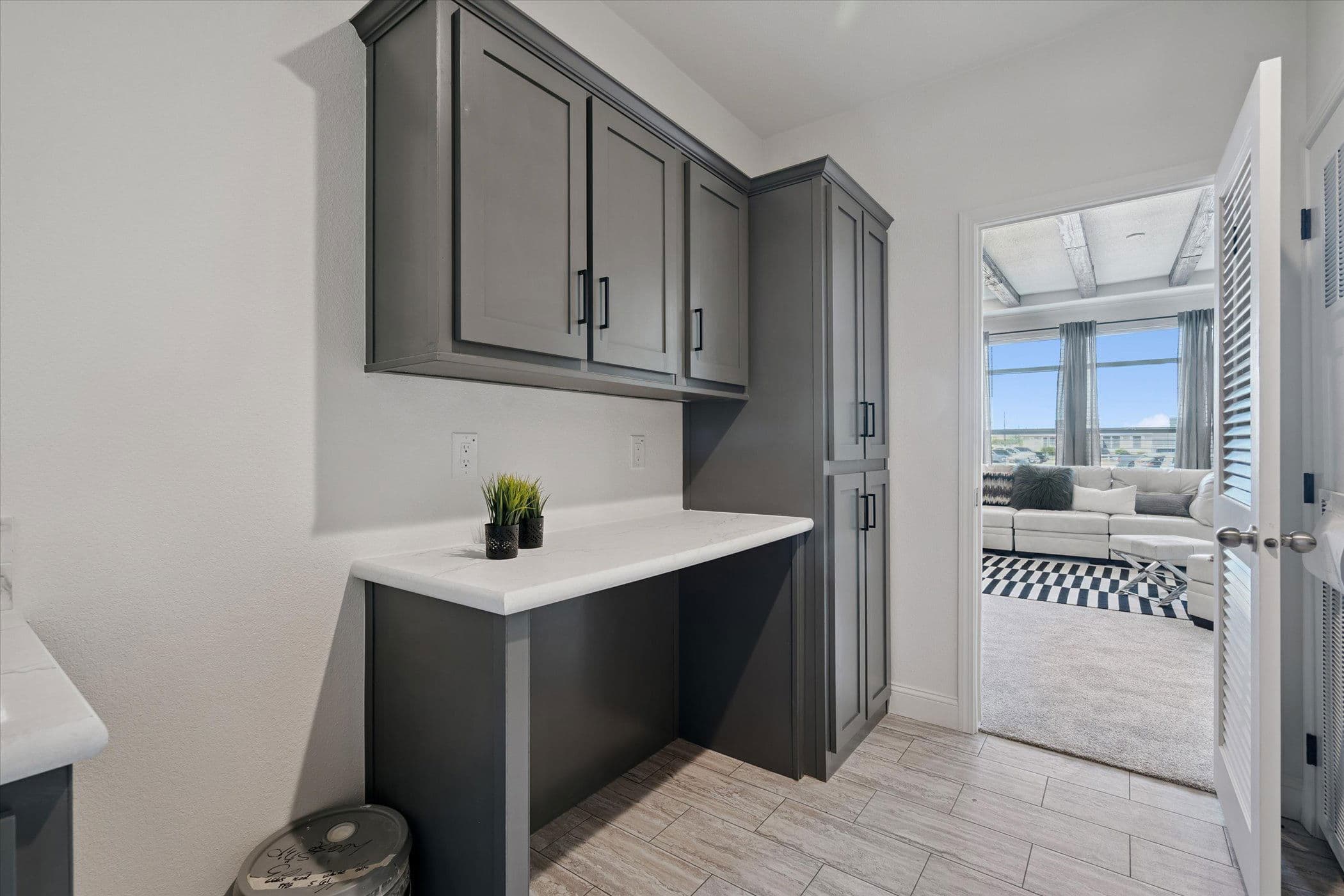 Magnolia  interior home features