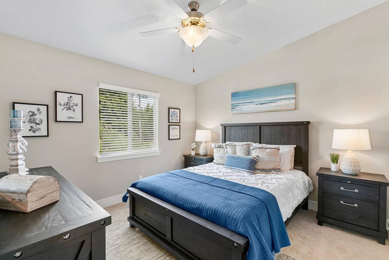 San jacinto adu bedroom home features