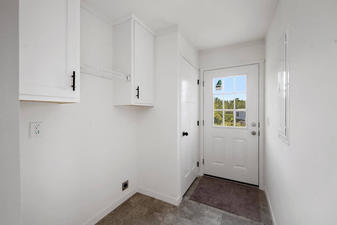 East point - attain interior home features