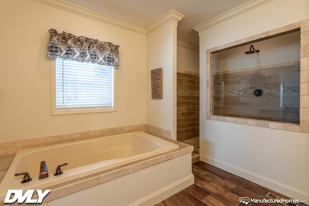 Orchard house (study) bathroom home features