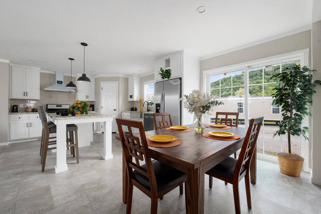 Elevate 52 kitchen home features