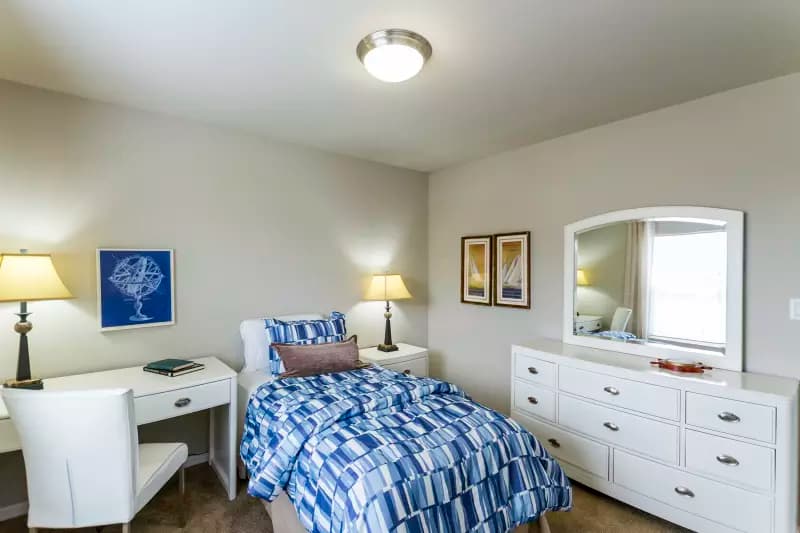 Cm-4663a bedroom home features