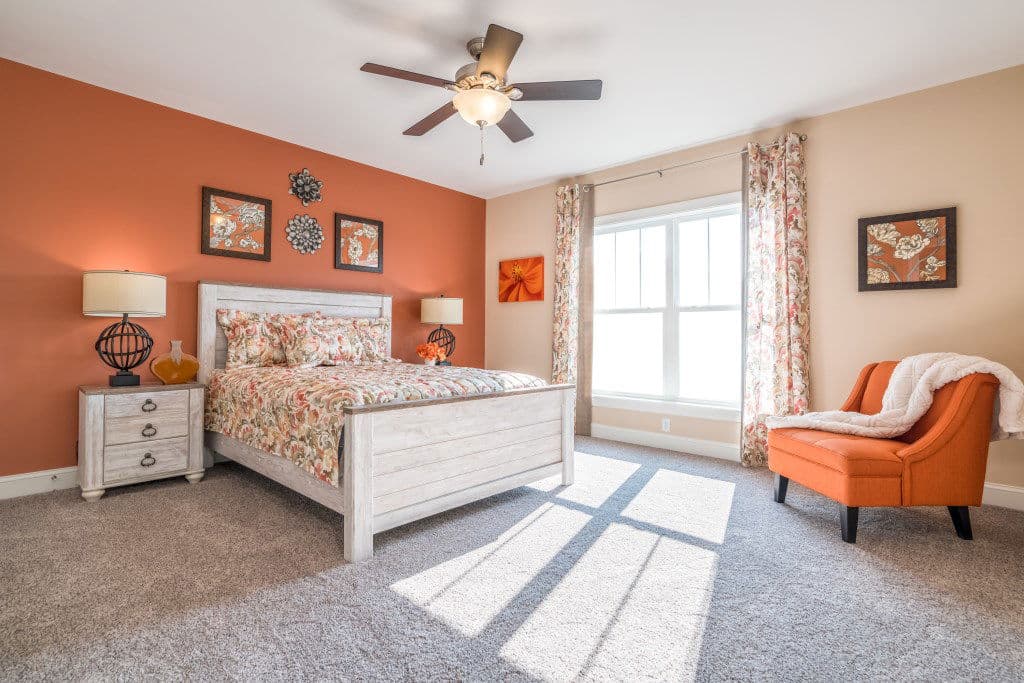 Ultra ranch 2p2403-x ev bedroom home features