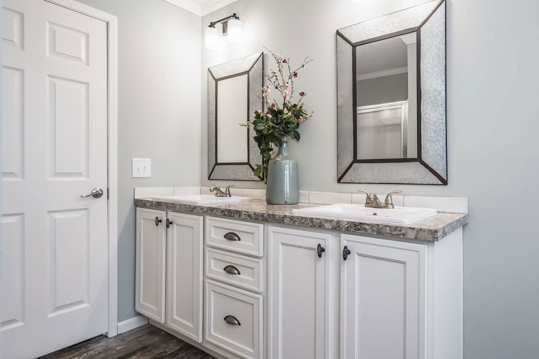 The jefferson bathroom home features