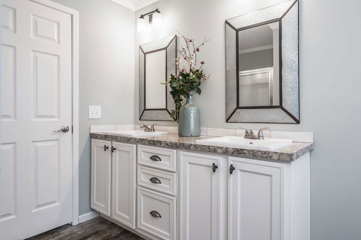 The jefferson bathroom home features