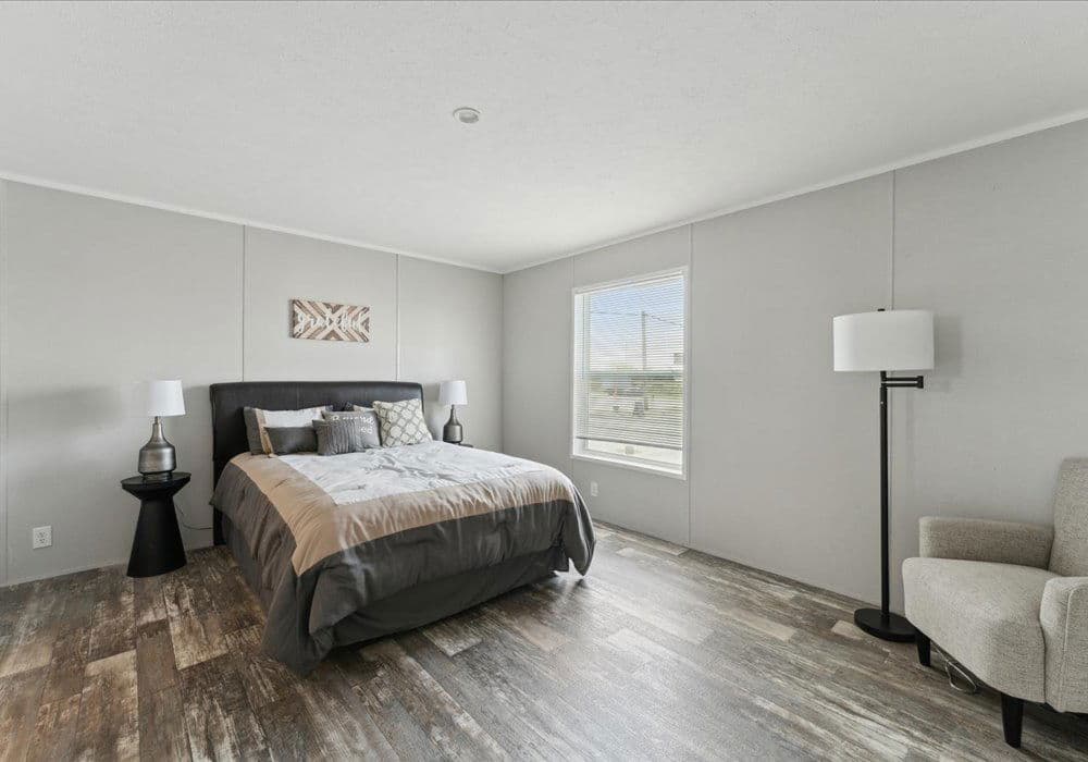 Apex 3900 bedroom home features