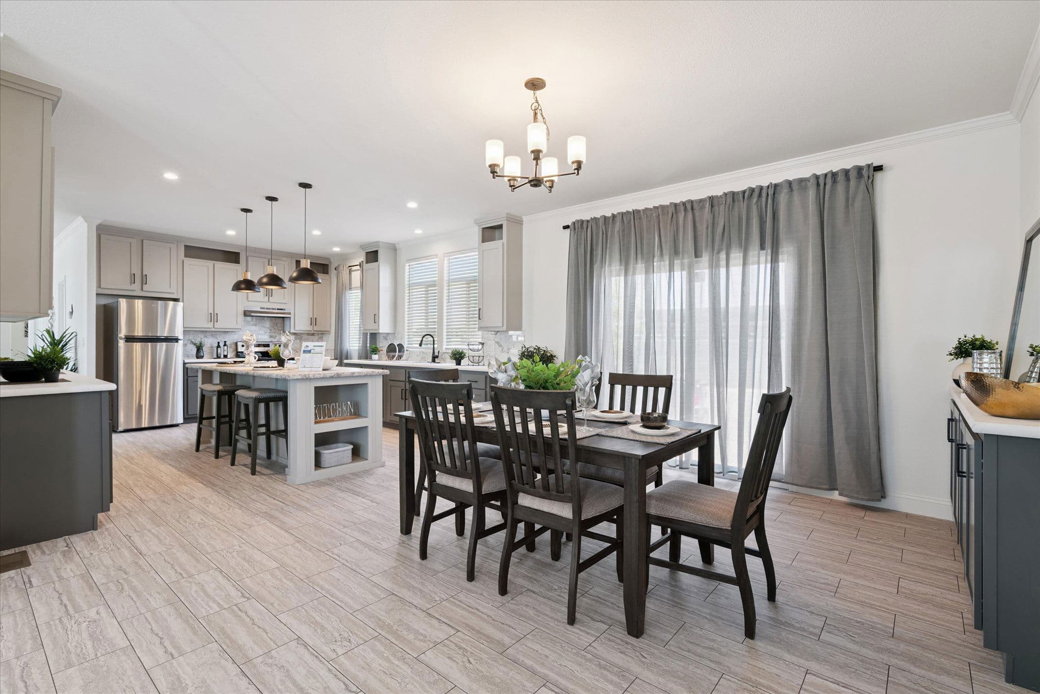 Magnolia  interior home features